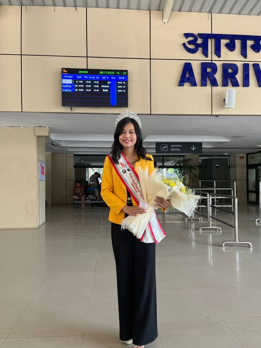 Miss Northeast 2023, Kenei Ritse being welcomed at Dimapur airport on November 8. (Morung Photo)